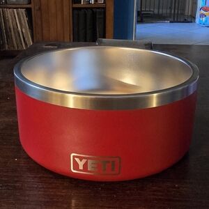 Yeti Boomer 8 Dog Bowl Dark Red Like New